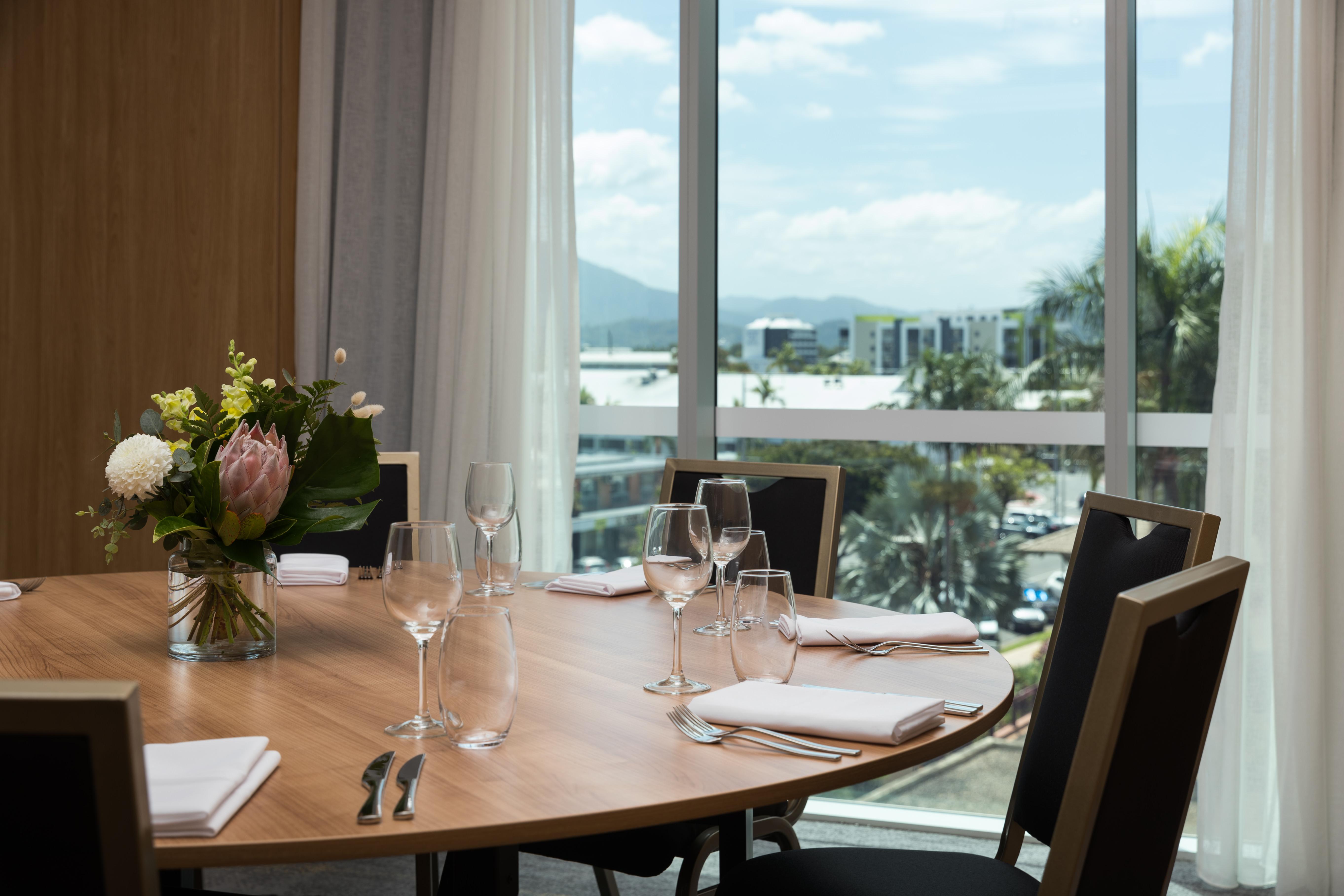 Hotel Crystalbrook Bailey Cairns Exterior foto The private dining room at Blackbird
