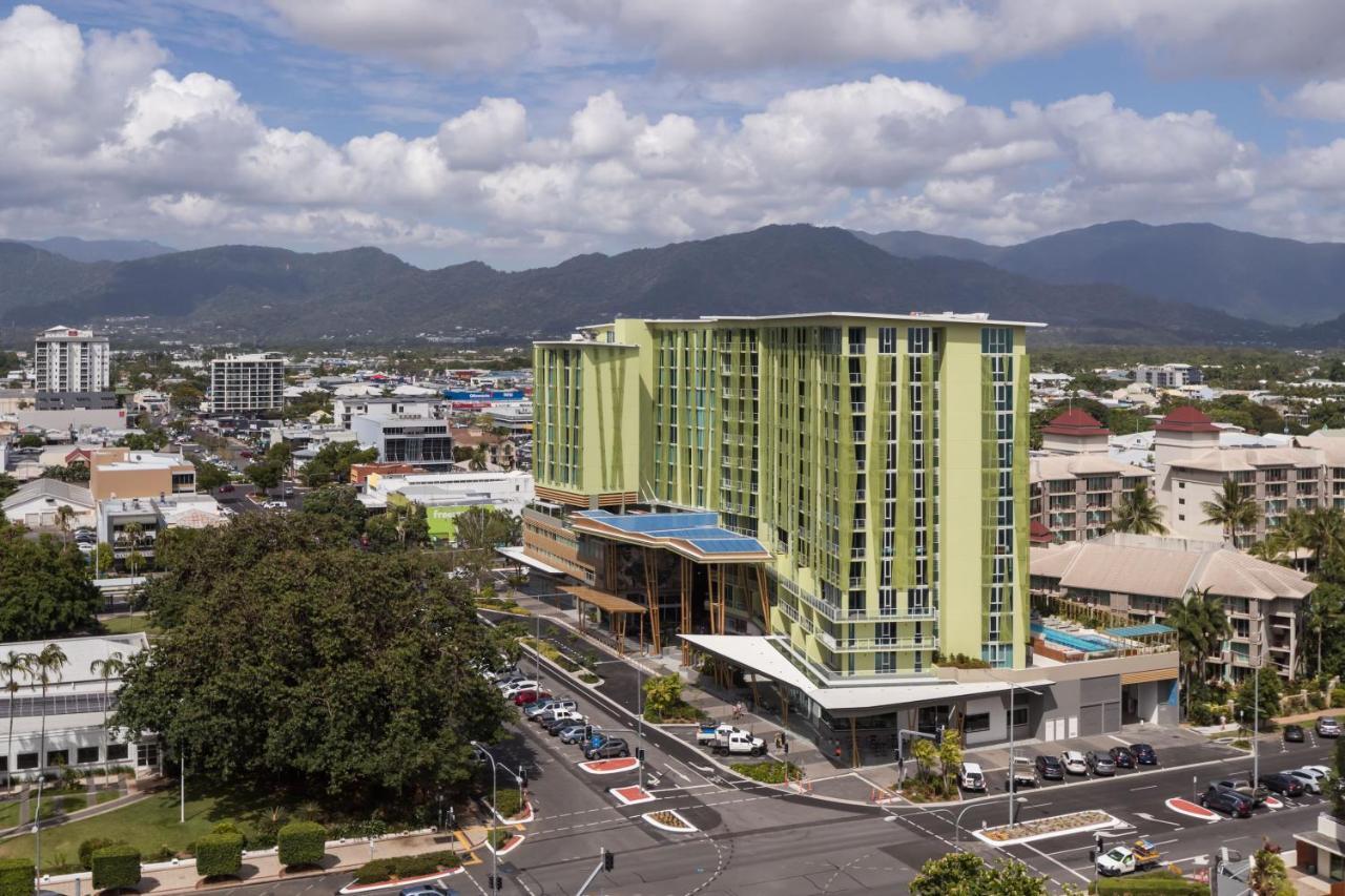 Hotel Crystalbrook Bailey Cairns Exterior foto The Village, 2011